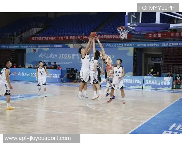 篮球袜的正确穿法与搭配技巧让你在球场上更显风采